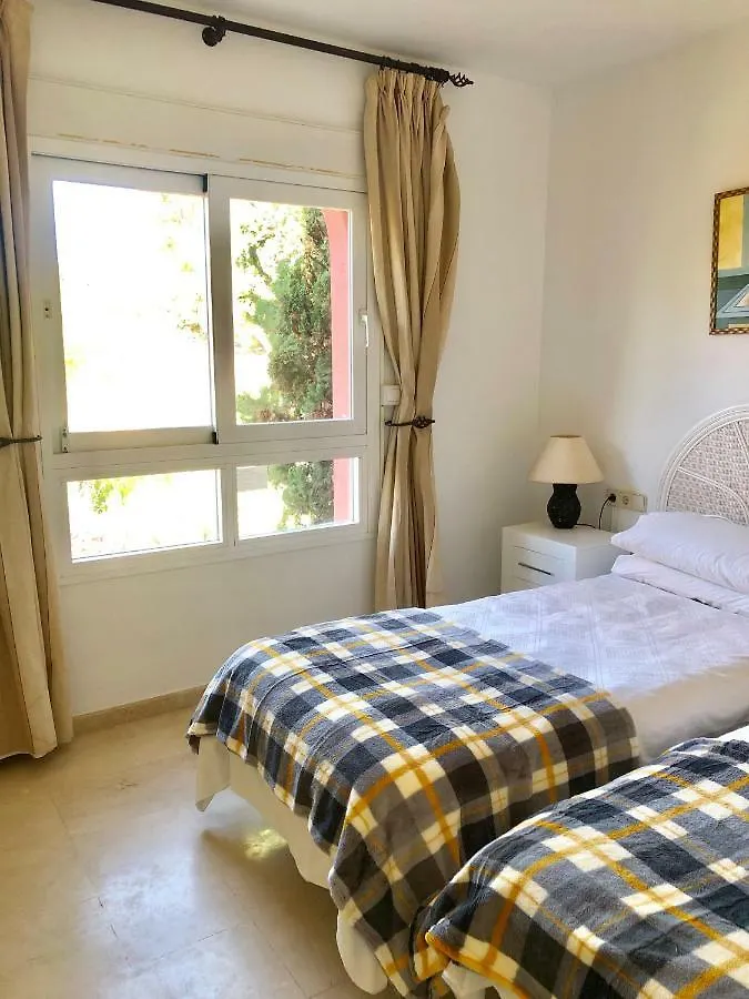 Beach Apartment In Elviria Marbella, Great Location With The Beach On Your Door Step 0*, Marbella