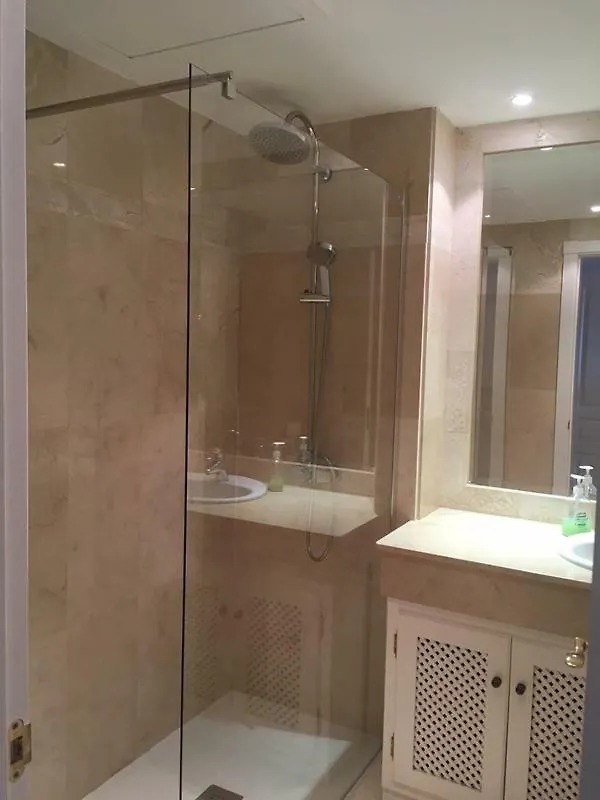 Beach Apartment In Elviria Marbella, Great Location With The Beach On Your Door Step